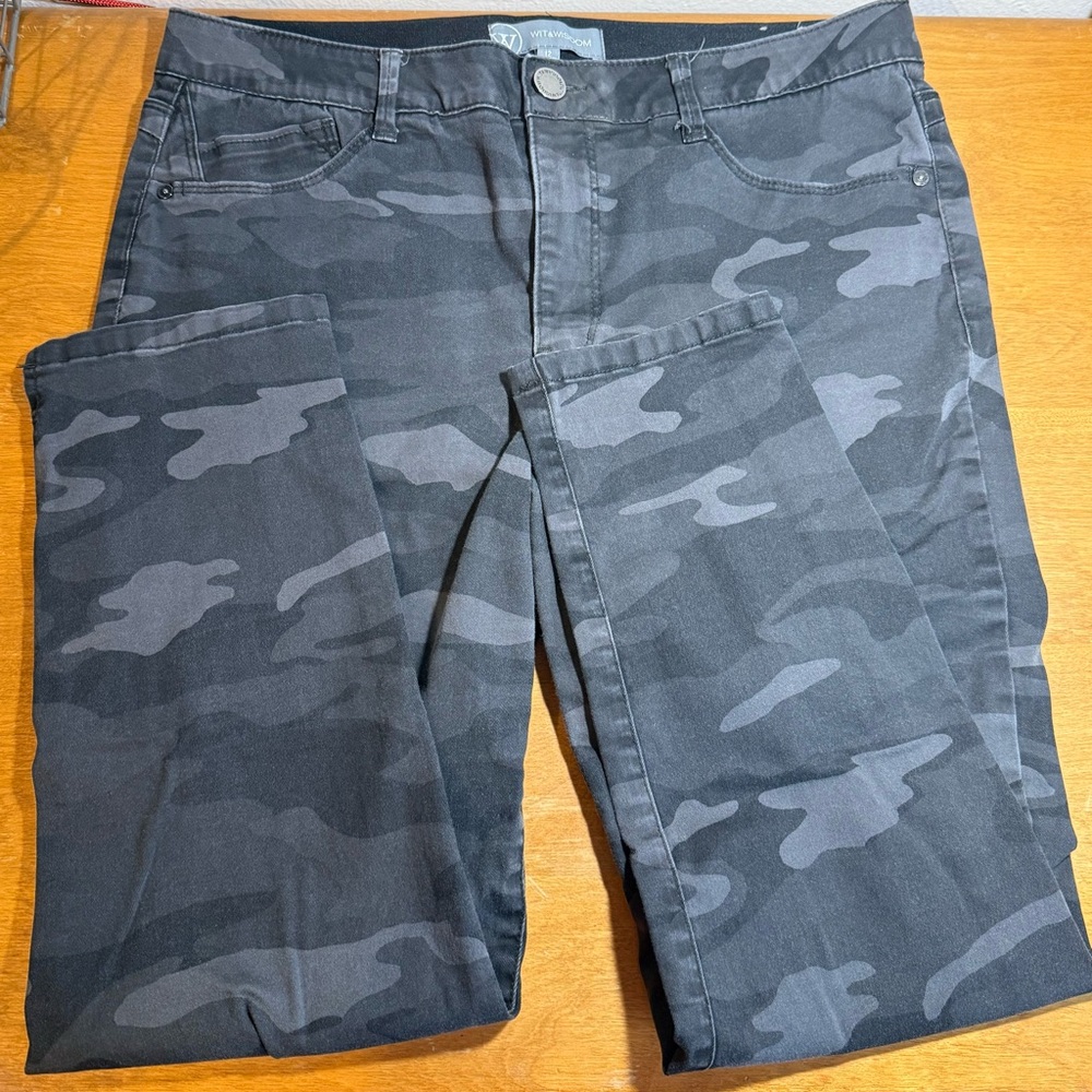 Wit & Wisdom Black Denim Jeans